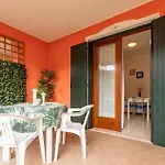 Villaggio Leopardi بيبيوني