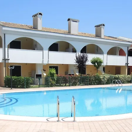 Villaggio Leopardi Apartment Bibione