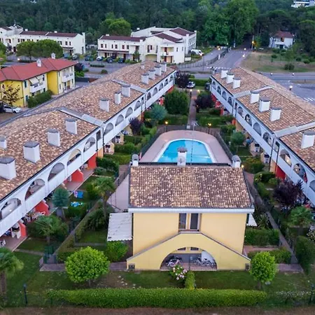 Villaggio Leopardi * Μπιμπιόνε